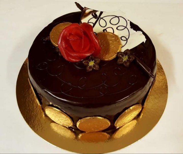 Chokladmoussetårta – Princess Konditori Örebro